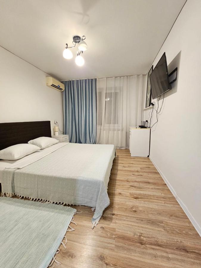 Apartment On Constantin Negruzzi キシナウ エクステリア 写真